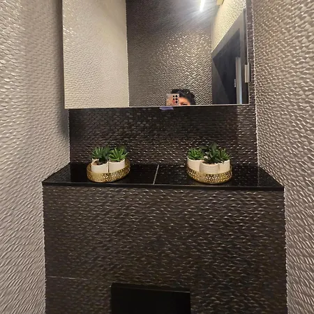 Jeva Apartman Hajduszoboszlo Junius 1 - Augusztus 31 Хайдусобосло